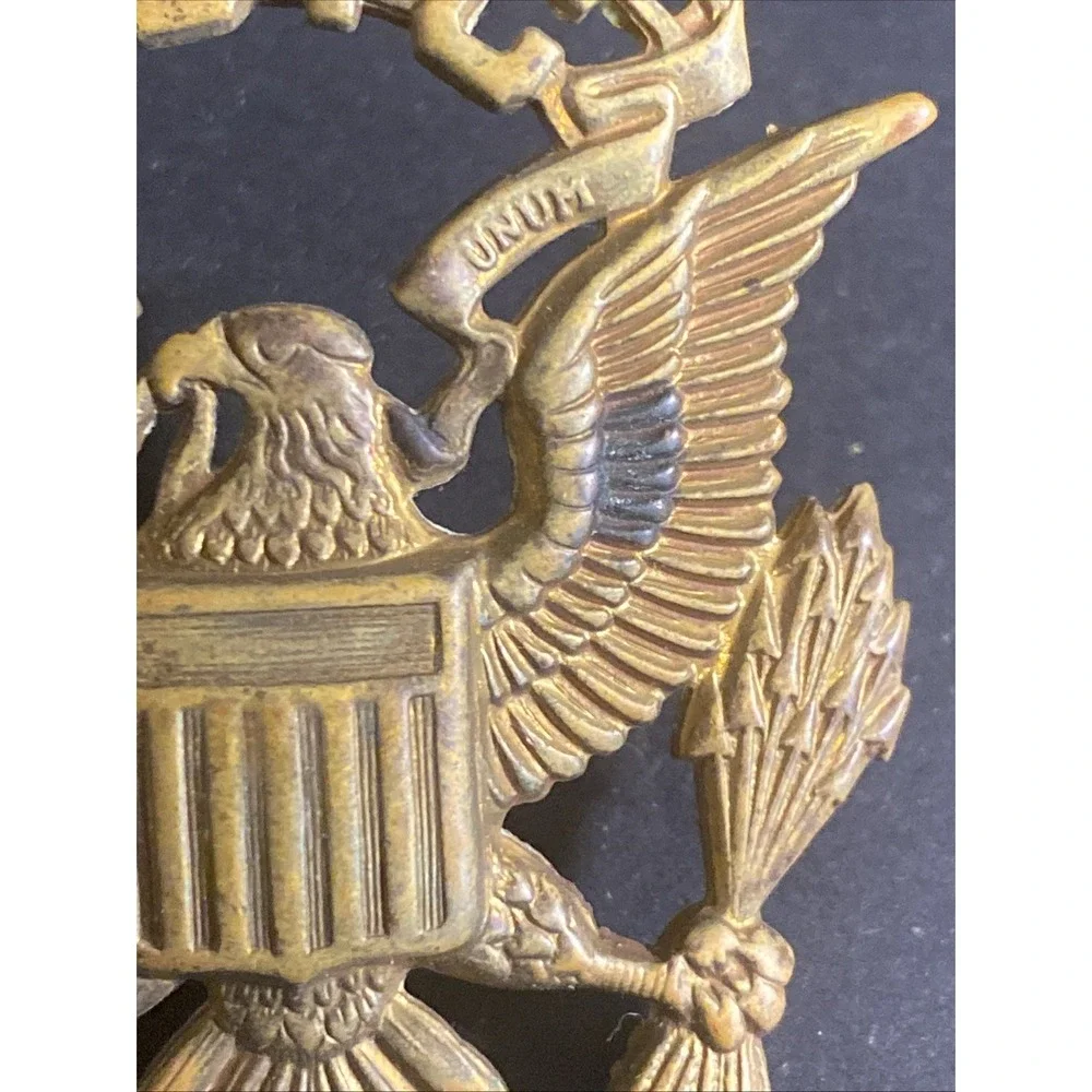 WWII US Army ROTC Service Visor Hat Badge Emblem C.L.I. Screw Back Original Rare